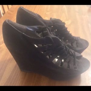Brash Heels
